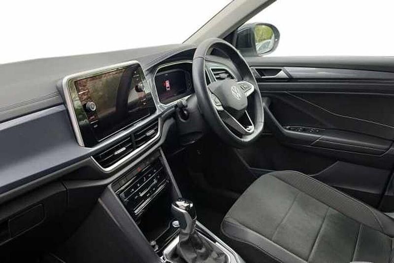 Used VW T-Roc Style 150 HP (110 kW) 2023 White SUV