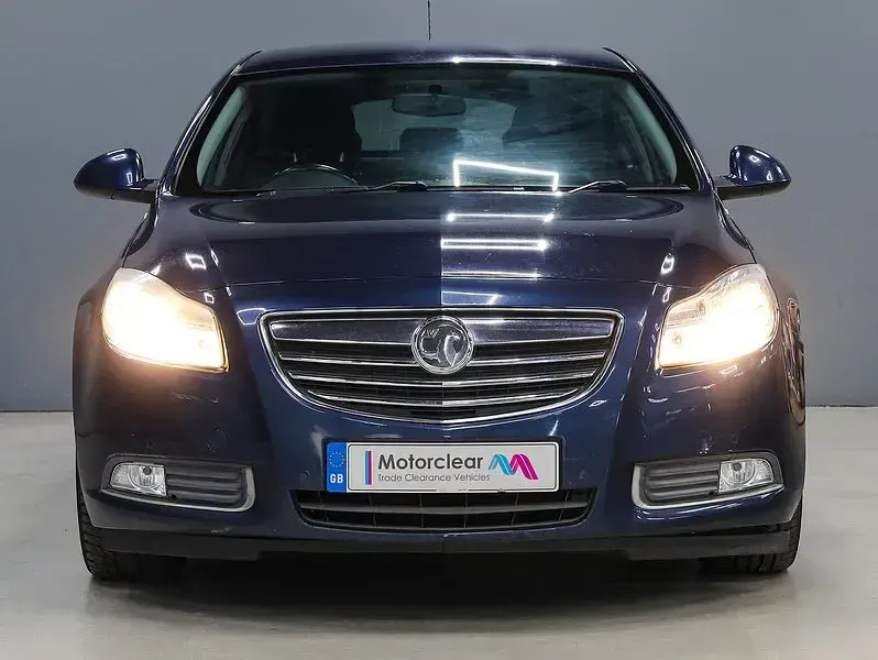 Used Vauxhall Insignia SRi 131 HP (96 kW) 2012 Hatchback