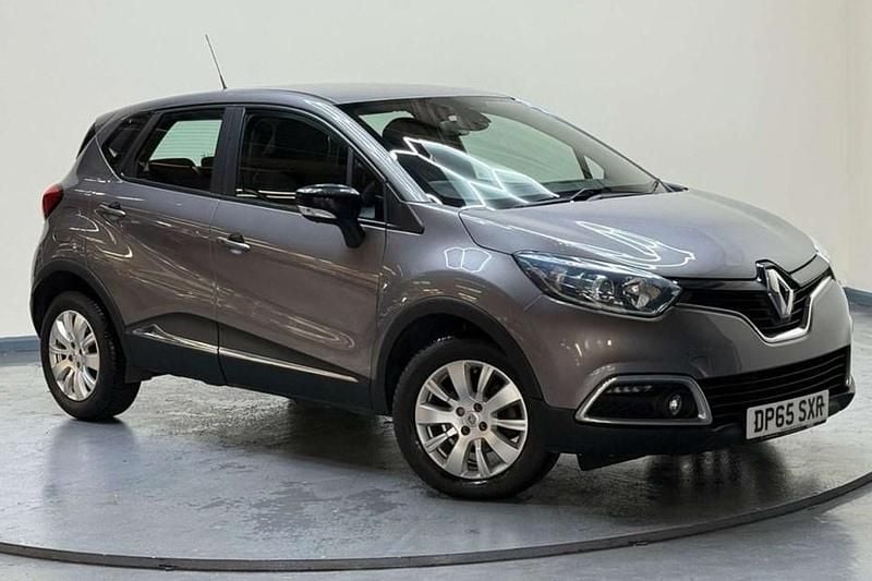 Grey Used 2016 Renault Captur Expression+ SUV | £3,750 (Fair price) - Image 1/1