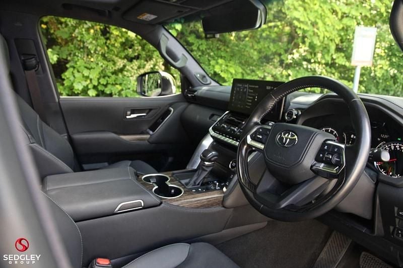 Used Toyota Land Cruiser 2024 White