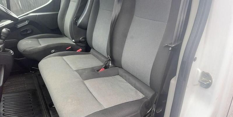 Used Renault Master Business 2022 White Van