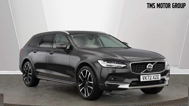 Grey Used 2022 Volvo V90 CC Ultimate Estate | £29,450 (Expensive) - Image 1/4