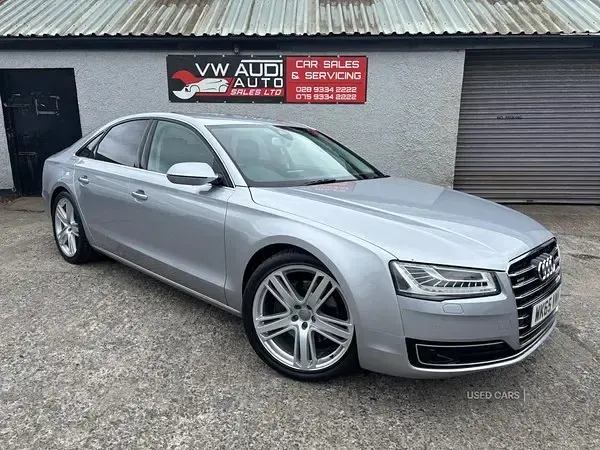 Used Audi A8 Sport 258 HP (189 kW) 2015 Silver Sedan