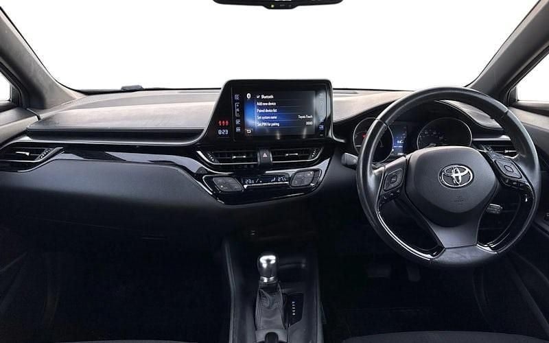 Used Toyota C-HR 122 HP (89 kW) 2018 Silver SUV