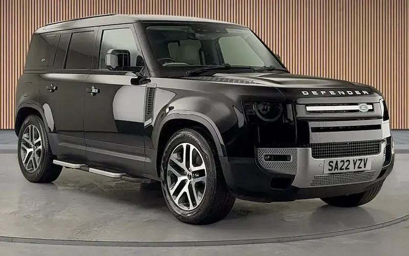 Used Land Rover Defender SE 250 HP (183 kW) 2022 SUV