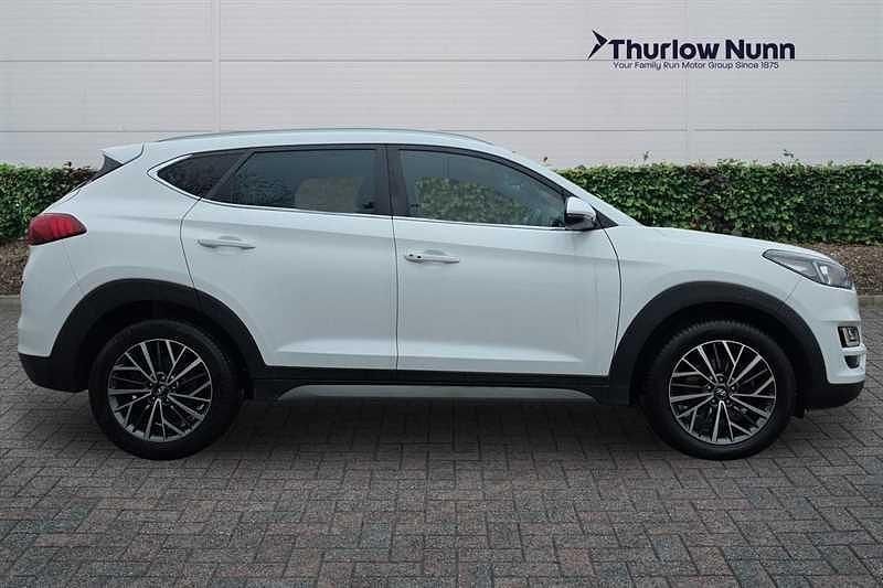 Used Hyundai Tucson Premium 132 HP (97 kW) 2021 White SUV