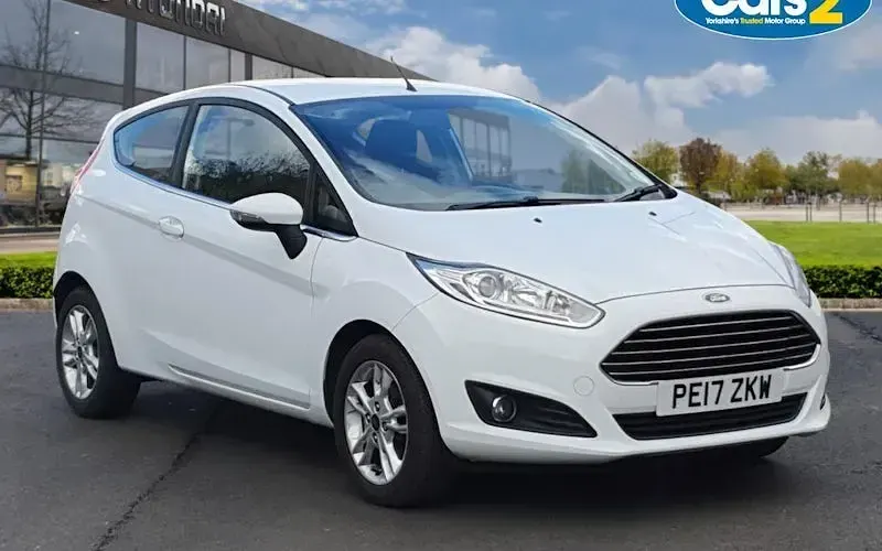 Usado Ford Fiesta Zetec 101 HP (74 kW) 2017 Citadino