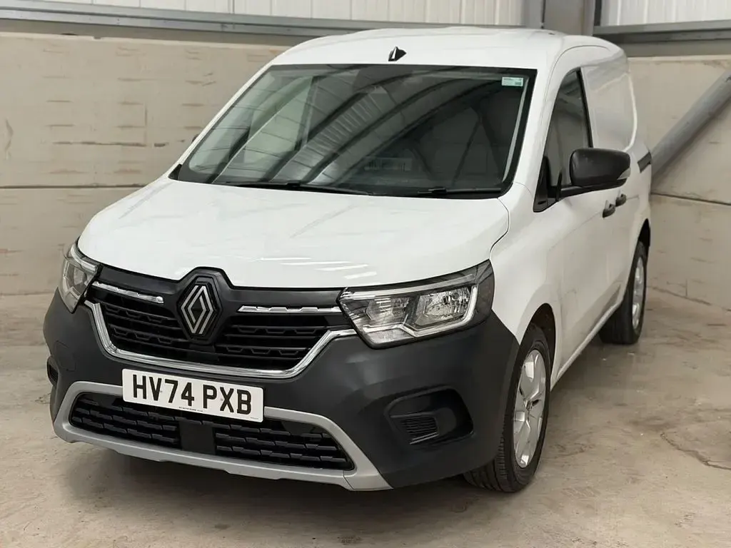 Used Renault Kangoo 95 HP (69 kW) 2024 White MPV