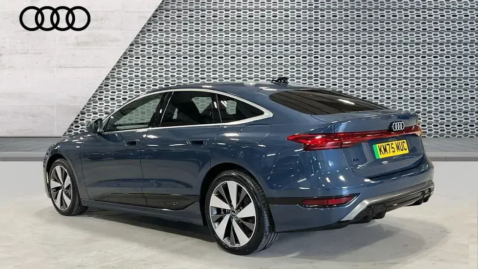 New Audi A6 e-tron S-Line 269 kW (367 HP) 2025 Blue Estate