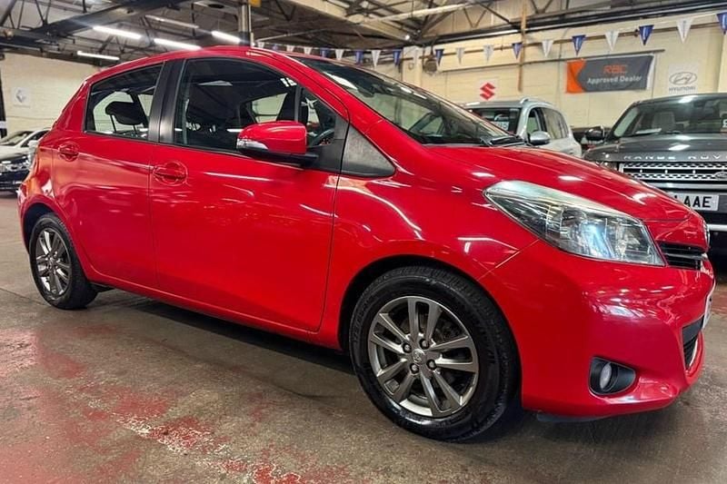 Used 2014 Toyota Yaris | £3,800 (A bit pricey) - Image 1/1