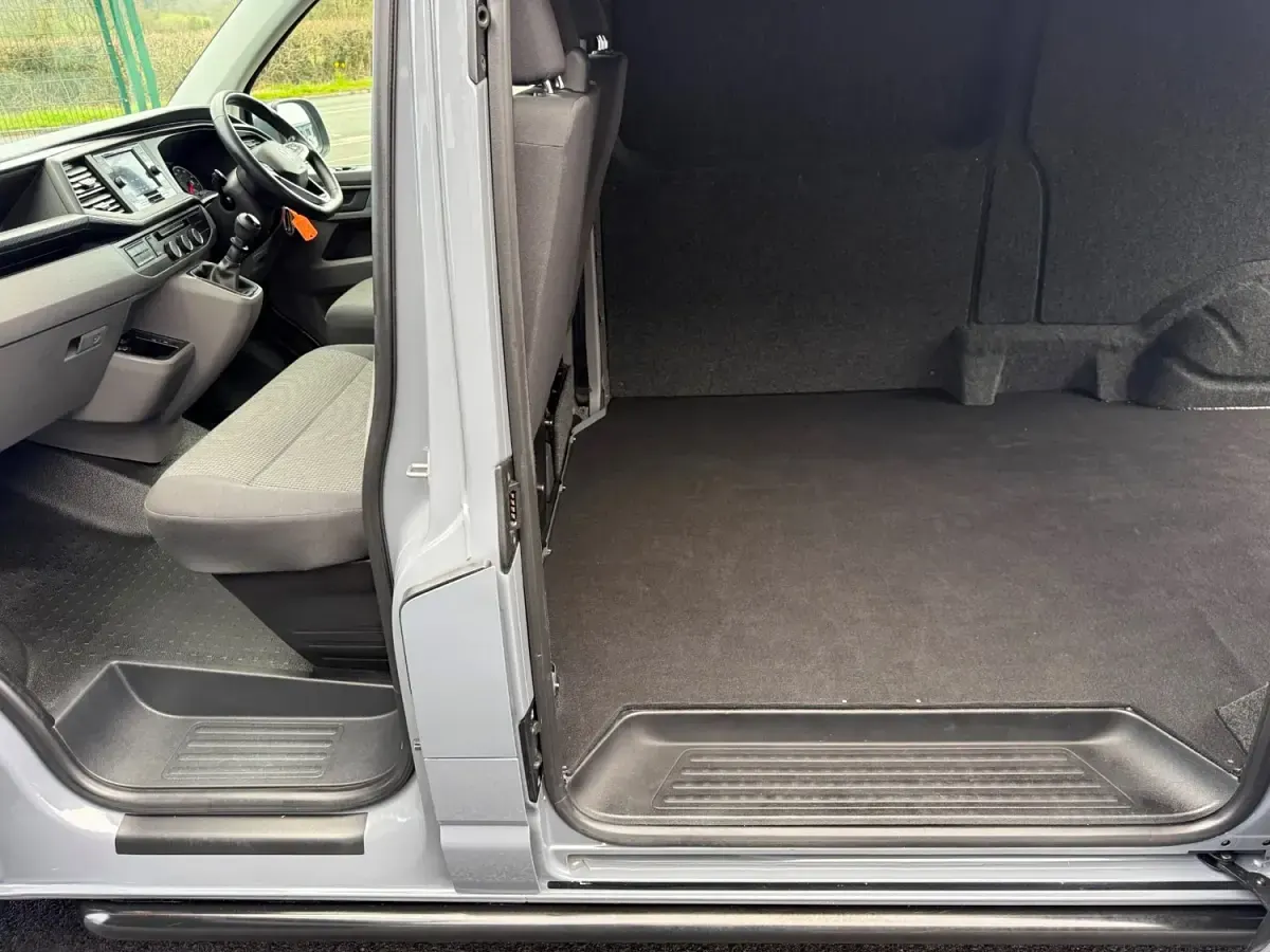 Used VW Transporter Startline 2023 Grey Van