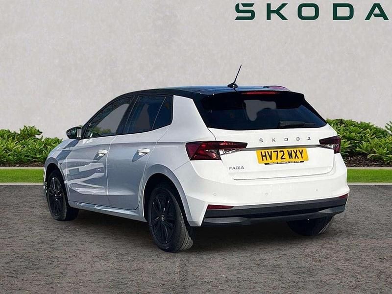 Used Skoda Fabia Colour Edition 108 HP (79 kW) 2022 White Hatchback