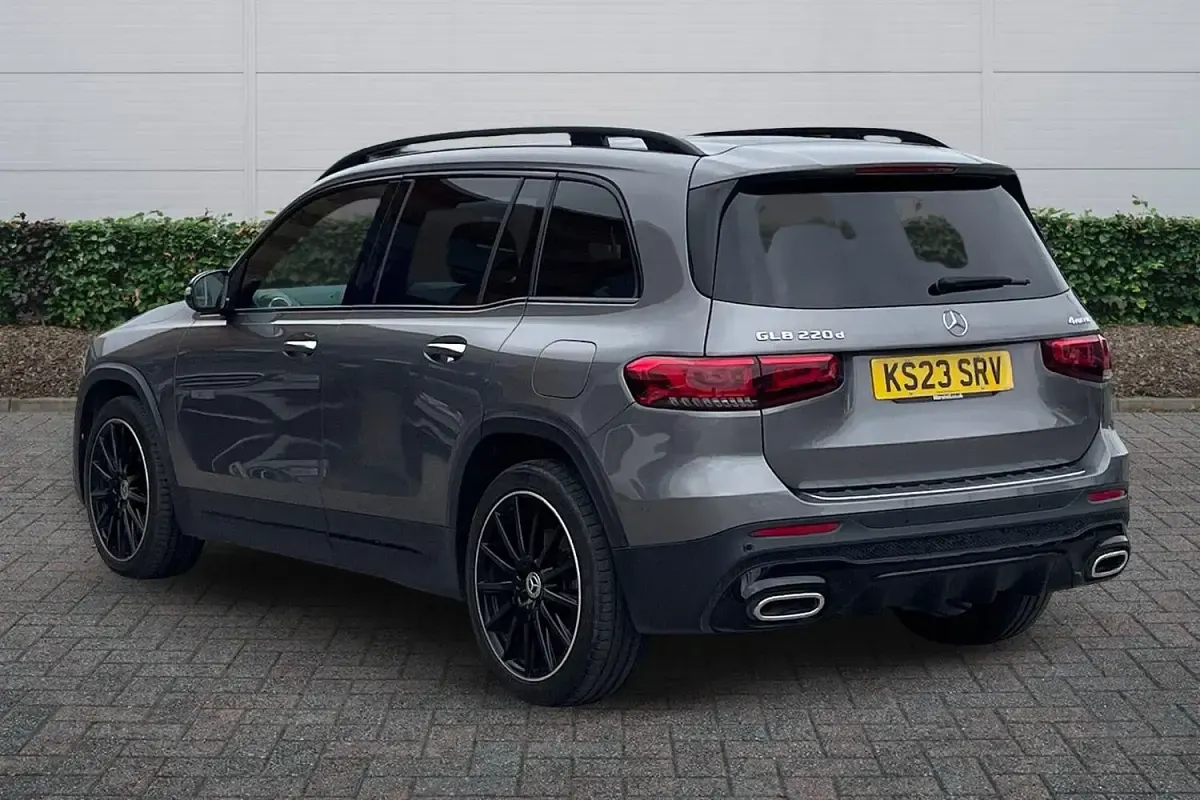 Used Mercedes GLB220 AMG line 2023 Grey SUV