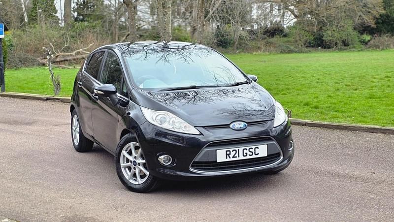 Used Ford Fiesta Zetec 96 HP (70 kW) 2011 Black Hatchback