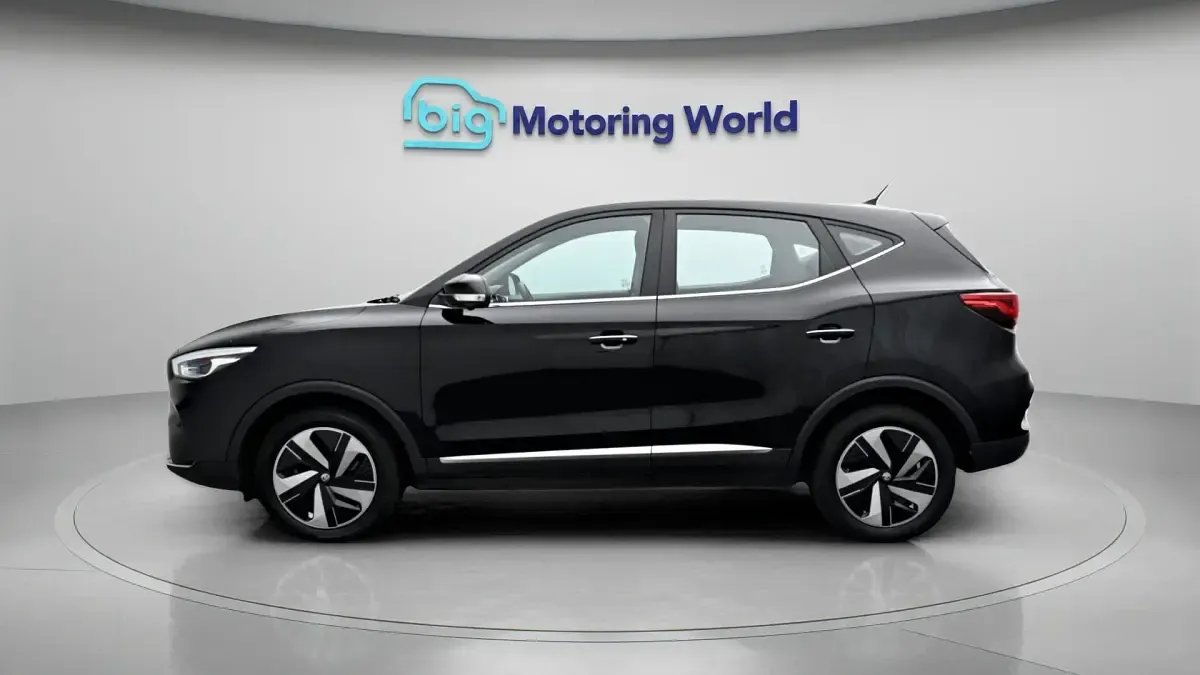 Used MG ZS SE 114 kW (156 HP) 2023 Black SUV