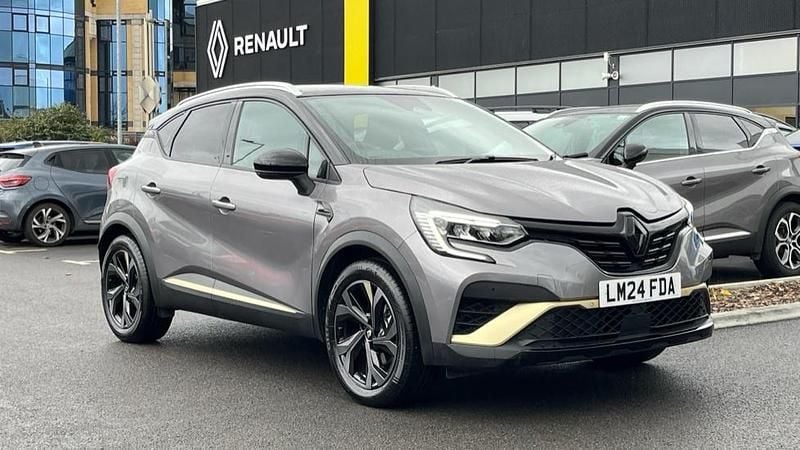 Metallic oyster grey Used 2024 Renault Captur Engineered SUV | £18,583 (Fair price) - Image 1/1