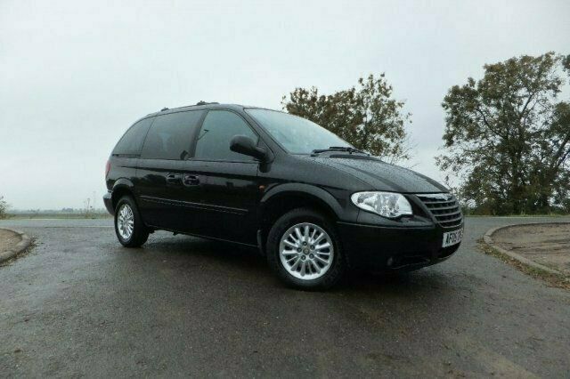 Used Chrysler Voyager 148 HP (108 kW) 2005 MPV