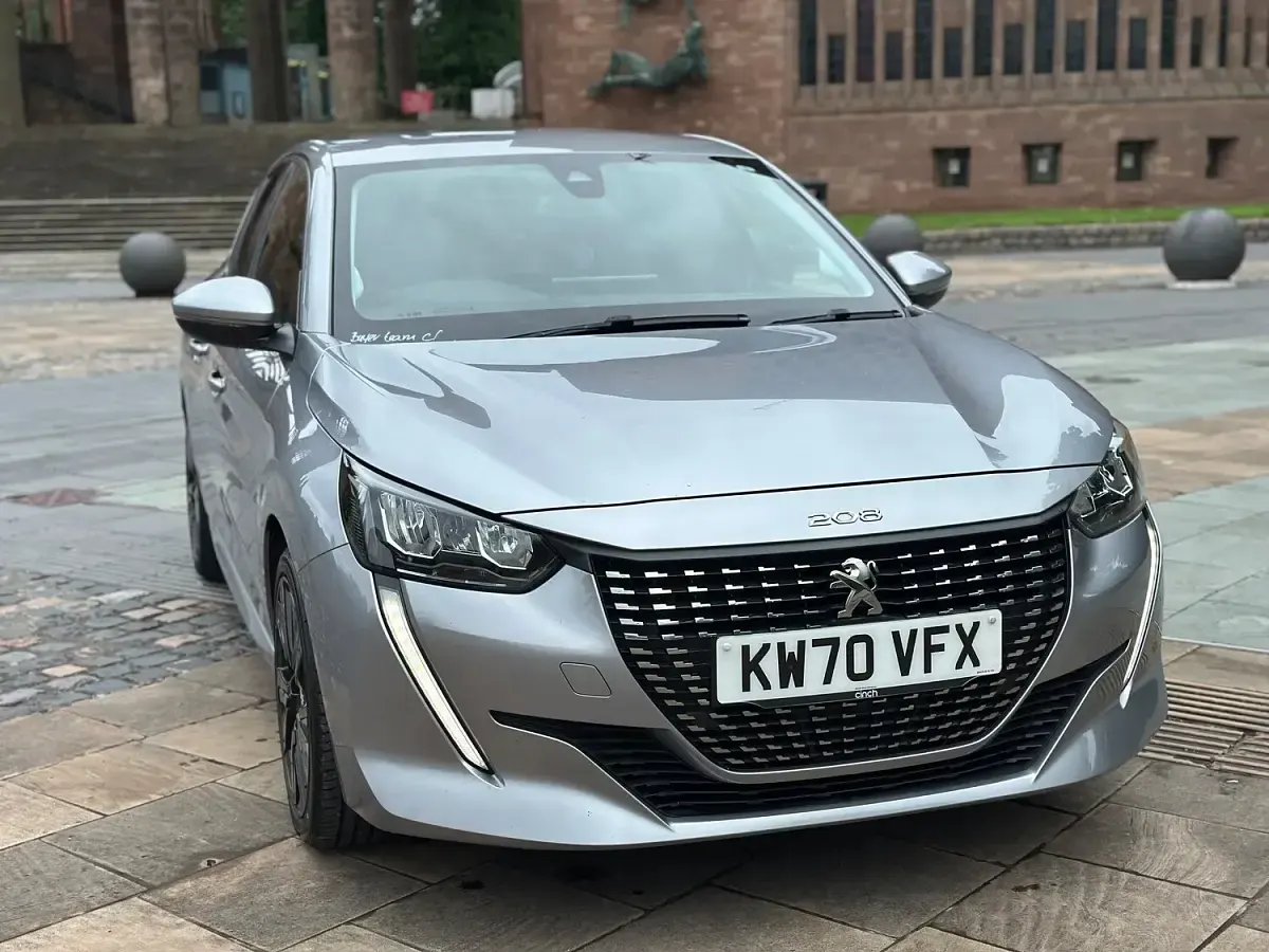 Used Peugeot 208 Allure Premium 75 HP (55 kW) 2020 Grey Hatchback