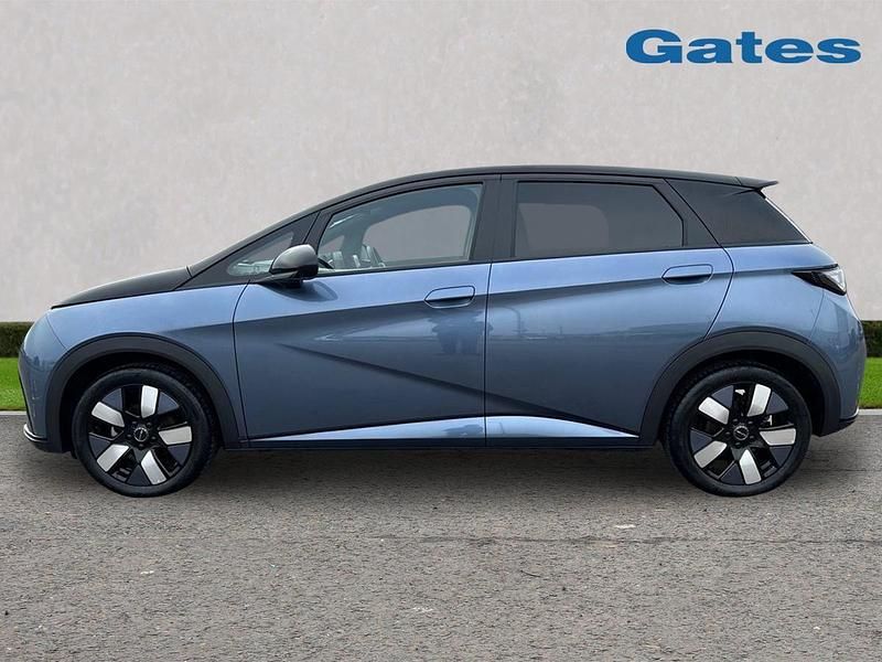 Used BYD Dolphin Design 150 kW (204 HP) 2025 Black/grey Hatchback