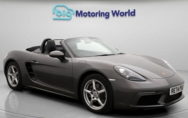 Used 2024 Porsche 718 Boxster Cabriolet | £53,200 (Good price) - Image 1/4