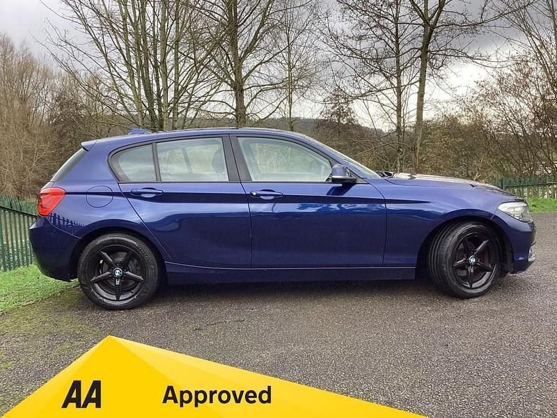 Used BMW 118 Comfort Edition 136 HP (100 kW) 2019 Blue Hatchback
