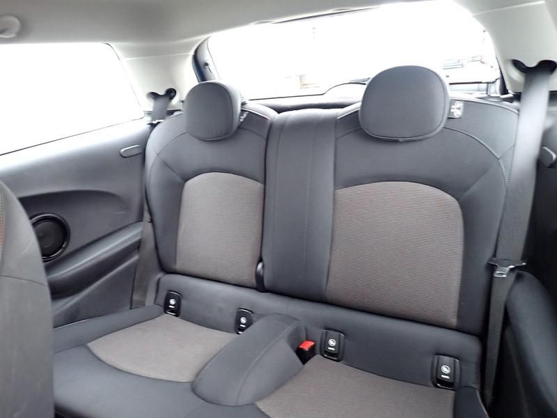 Używany Mini ONE Hatch 102 KM (75 kW) 2016 Niebieski Hatchback