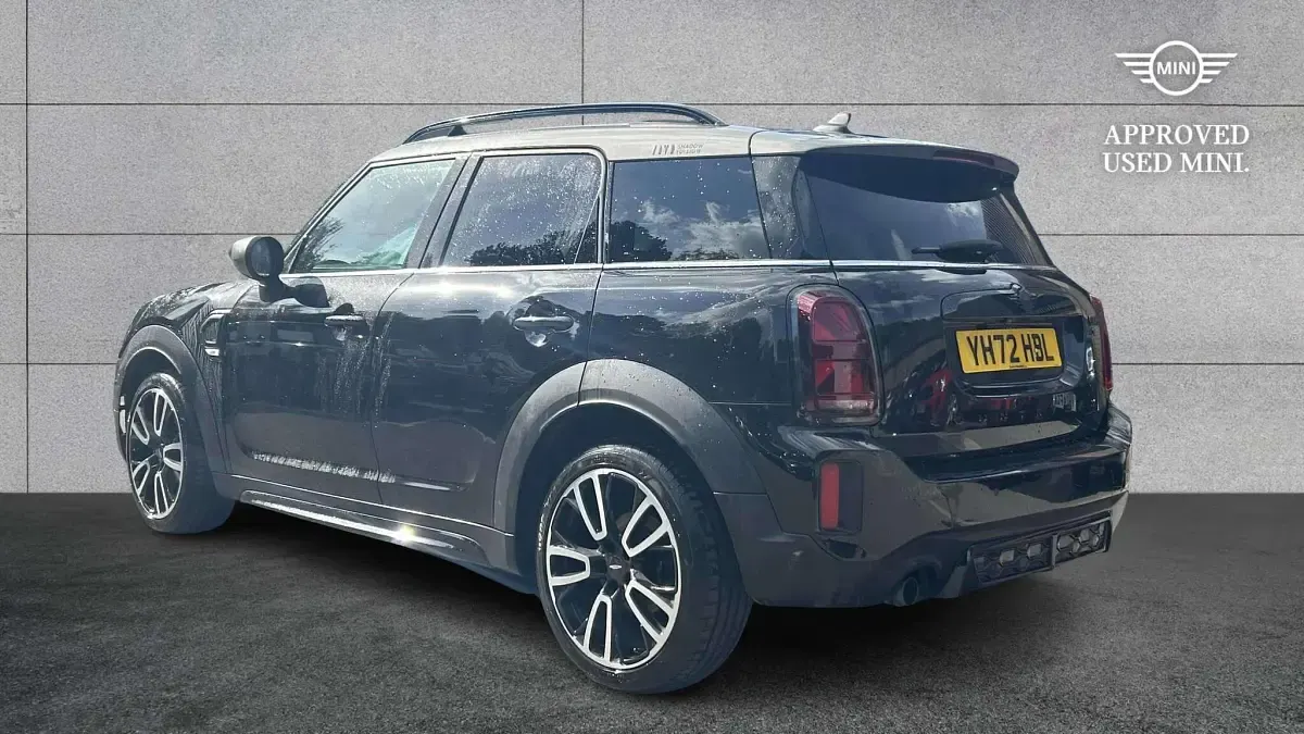 Used Mini Cooper Countryman 136 HP (100 kW) 2022 Black SUV