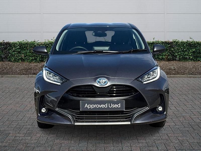 Used Toyota Yaris Hybrid Design 2023 Grey Hatchback