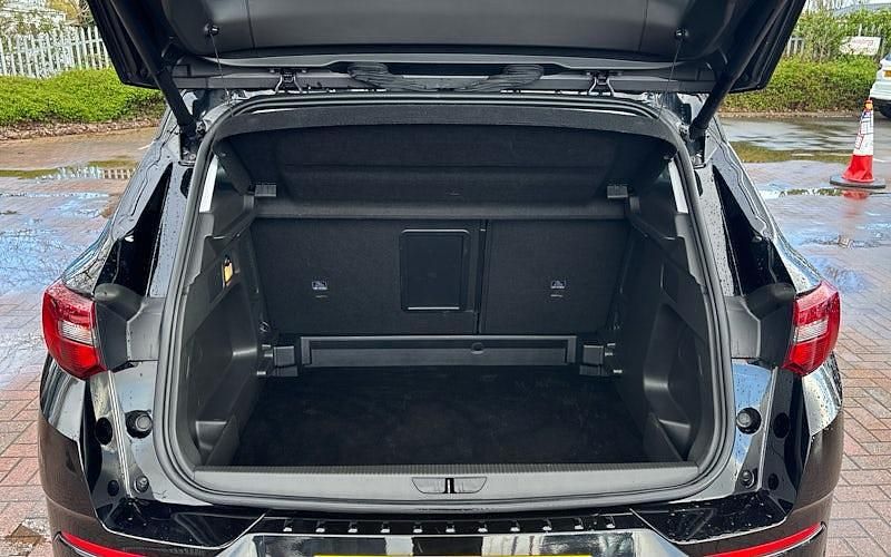 Used Vauxhall Grandland X Ultimate 131 HP (96 kW) 2024 SUV