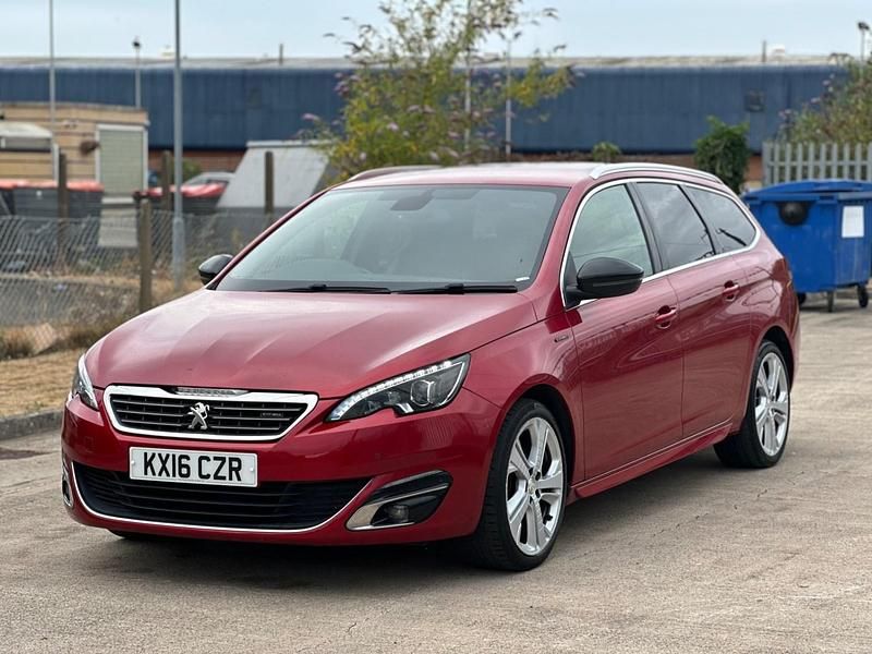 Usado Peugeot 308 GT-line 2016 Vermelho Carrinha