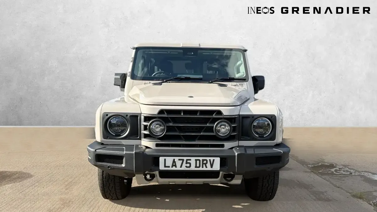 Used Ineos Grenadier 286 HP (210 kW) 2025 Beige MPV