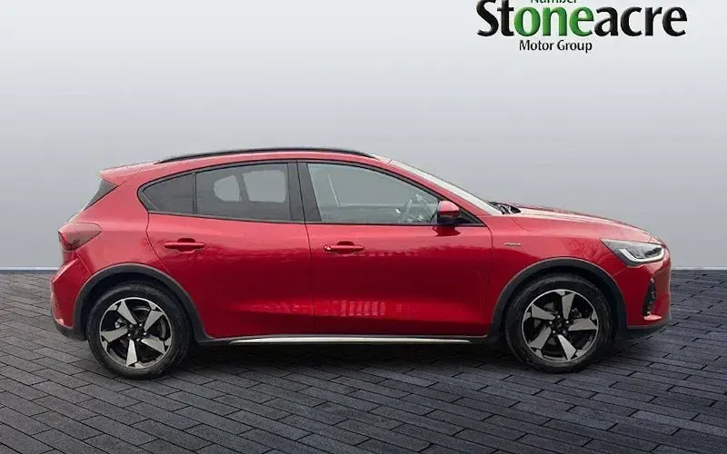 Used Ford Focus Active 125 HP (91 kW) 2023 Hatchback