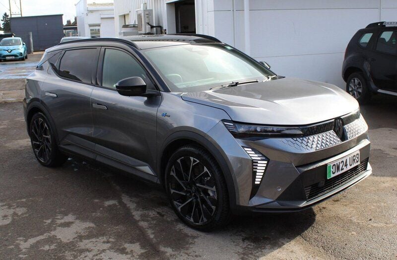 Shadow grey with diamond black roof Used 2024 Renault Scénic Esprit Alpine MPV | £34,995 (A bit pricey) - Image 1/4
