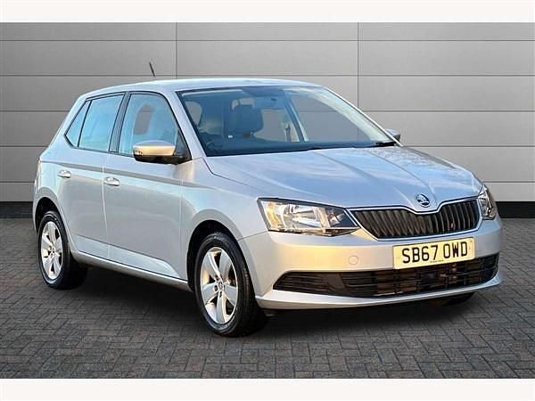 Silver Used 2017 Skoda Fabia SE Hatchback | £7,250 (Good price) - Image 1/2