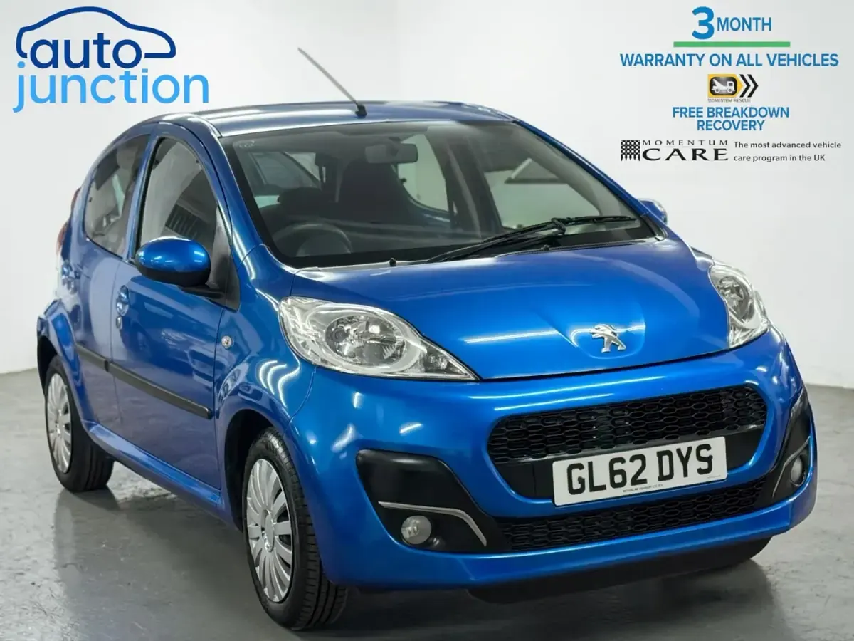 Używany Peugeot 107 Active 68 KM (50 kW) 2012 Niebieski Hatchback