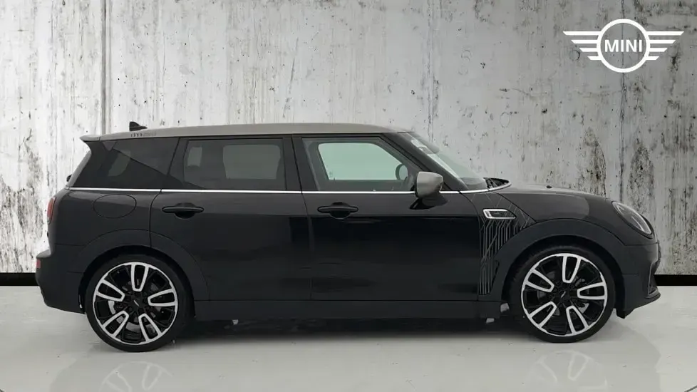 Used Mini Cooper Clubman 134 HP (98 kW) 2021 Black Estate