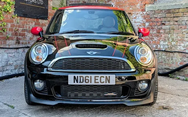 Used Mini John Cooper Works Hatch 211 HP (155 kW) 2011 Black Hatchback