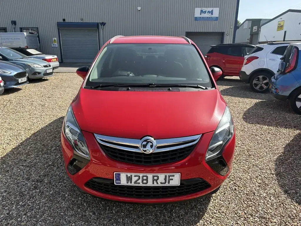 Used Vauxhall Zafira Tourer SRi 2015 Red MPV