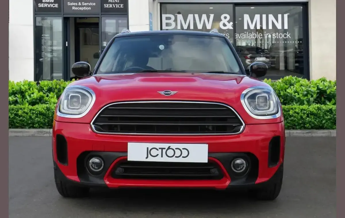 Used Mini Cooper Countryman Classic 134 HP (98 kW) 2021 Red SUV