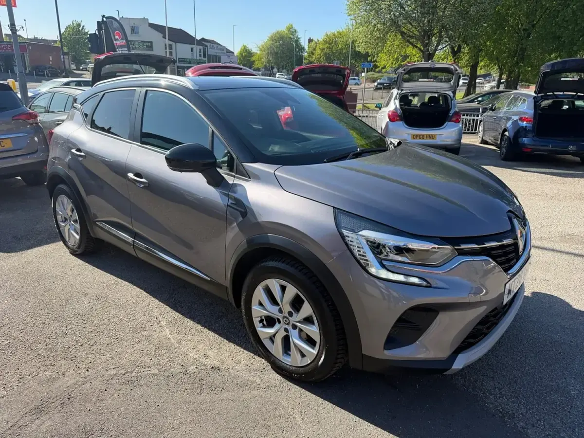 Used Renault Captur Iconic 2020 Grey/black SUV
