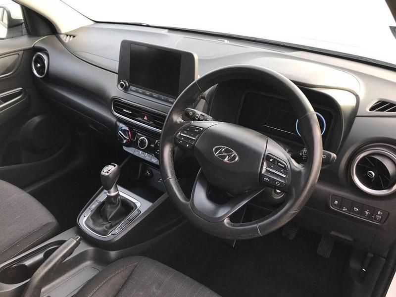 Used Hyundai Kona SE 118 HP (86 kW) 2023 White SUV