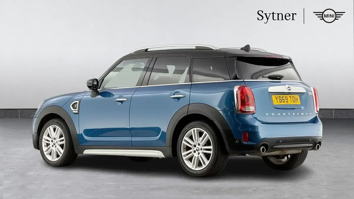 Used Mini Cooper S Countryman Exclusive 189 HP (139 kW) 2019 Blue SUV