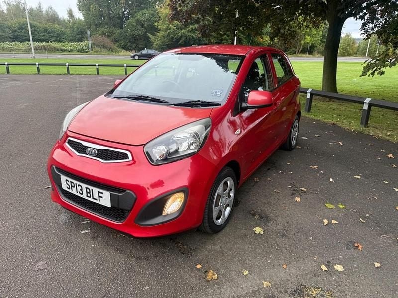 Used Kia Picanto 68 HP (50 kW) 2013 Red Hatchback
