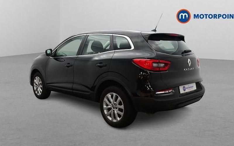 Used Renault Kadjar Play 140 HP (102 kW) 2020 Black SUV