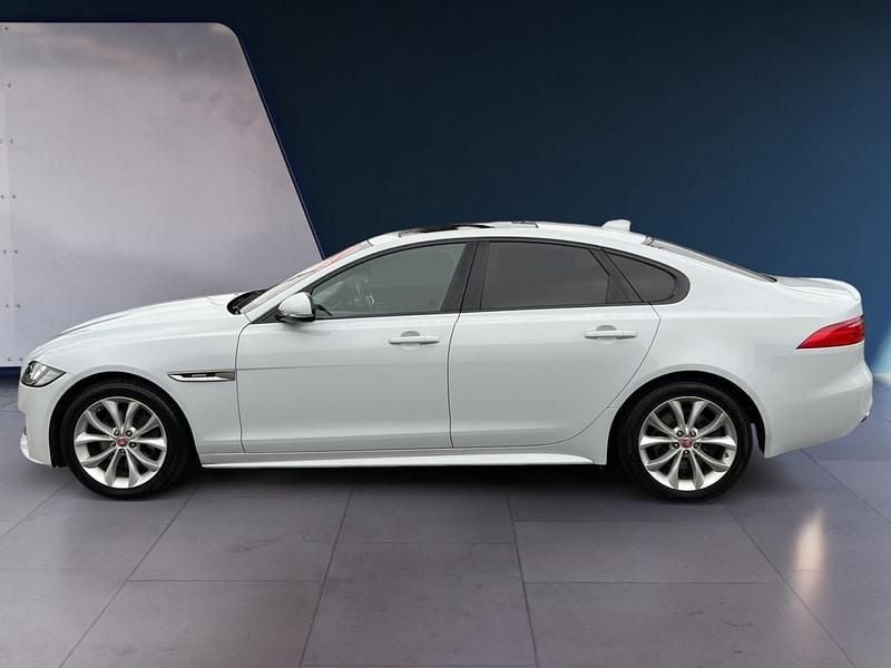 Used Jaguar XF R-Sport 180 HP (132 kW) 2017 White Sedan