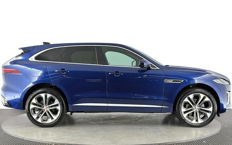Second-hand Jaguar F-Pace R-Dynamic 204 CP (150 kW) 2021 Albastru SUV