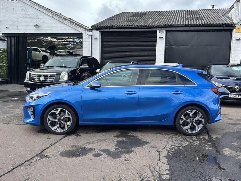 Used Kia Ceed 138 HP (101 kW) 2019 Blue Hatchback