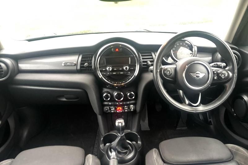 Used Mini Cooper Hatch 136 HP (100 kW) 2018 Grey Hatchback