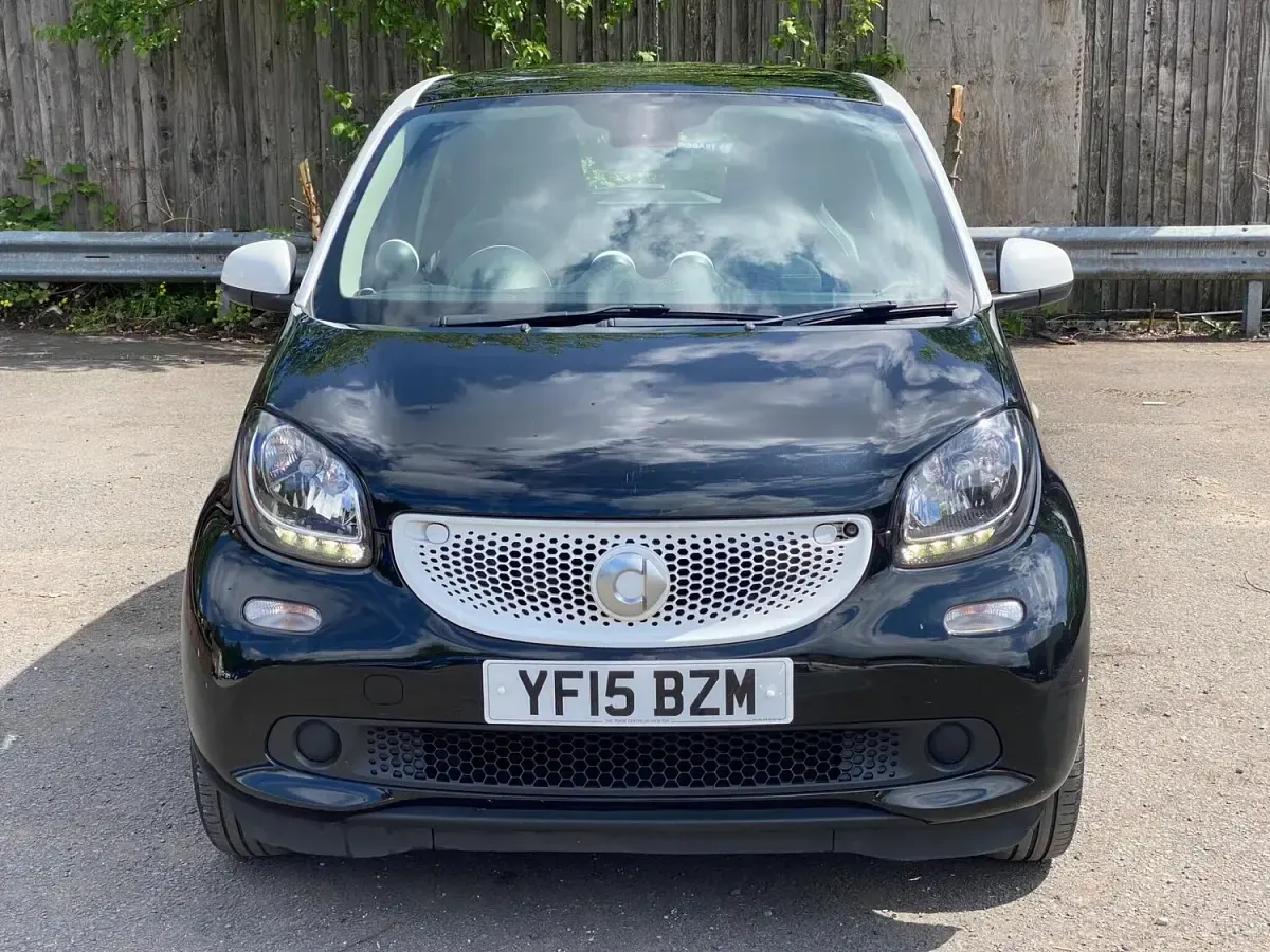 Used Smart ForFour Premium 71 HP (52 kW) 2015 Black Hatchback