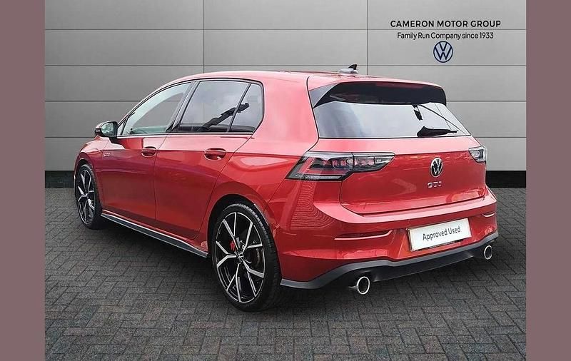 Used VW Golf VIII GTI 265 HP (194 kW) 2025 Red Hatchback